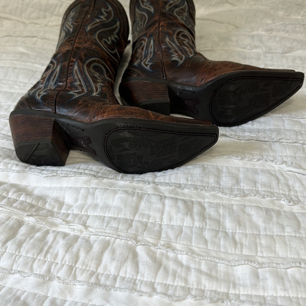 Ariat Boots - Picture 6 of 7